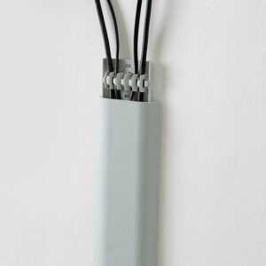 Cable storage hub